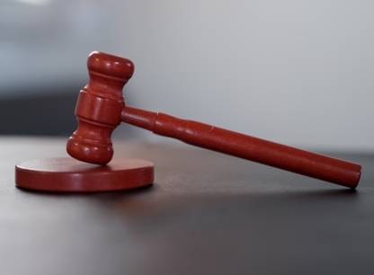 Carnet de santé : un citoyen poursuit Québec pour avoir accès plus rapidement à ses résultats