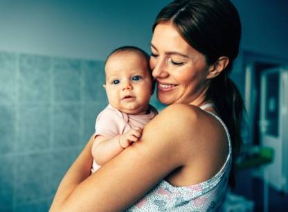 Grossesse et poids : vers des soins plus respectueux!