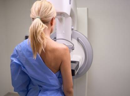 Cancer du sein: la mammographie dès 40 ans?
