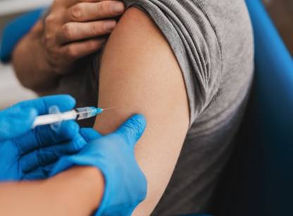 COVID-19 : fin de la vaccination gratuite, sauf pour les populations vulnérables