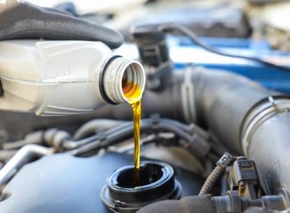 Est-ce que l’huile de moteur a une date d’expiration?