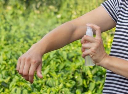 DEET ou icaridine? Comment choisir le bon antimoustique