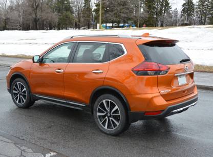 Nissan-Rogue-2017