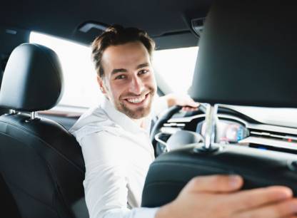 Conducteur de covoiturage : de l’aide pour payer vos déplacements, pas plus !