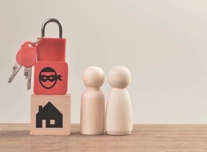 Je suis propriétaire de maison. Devrais-je acheter une assurance titres pour me protéger de la fraude immobilière?
