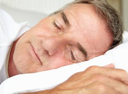 Vieillir en santé: conseils pour combattre l'insomnie et la douleur chronique