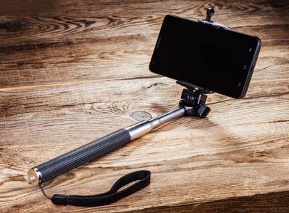 Pourquoi j'aime ma perche à «selfie»