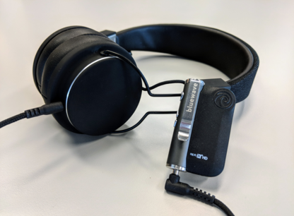 Vous tenez à vos écouteurs filaires? Ce gadget québécois est pour vous.