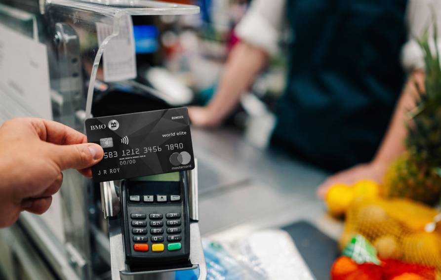 8 cartes de crédit qui vous feront économiser gros à l’épicerie
