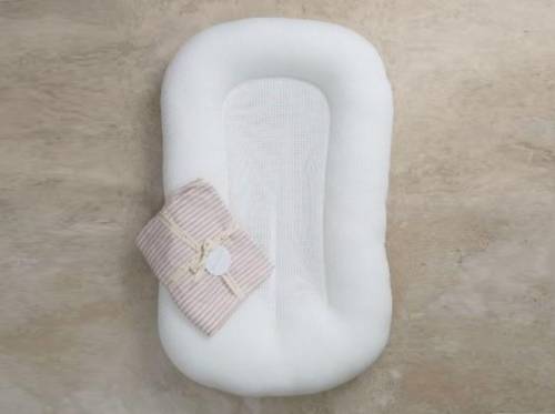 Nids et coussins pour bébés