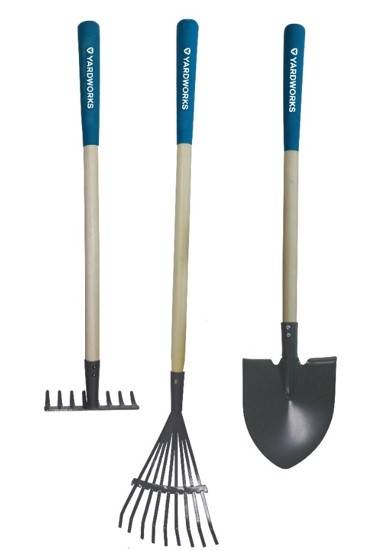 Outils de jardinage pour enfants vendus chez Canadian Tire