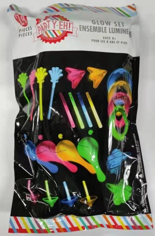 Ensembles lumineux Party-Eh! vendus chez Wal-Mart