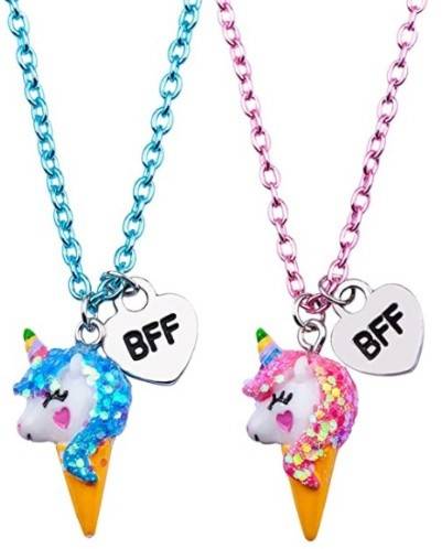 Colliers avec pendentif licorne vendus sur Amazon