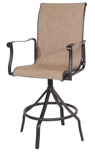 Chaises Safford et Lakeview (vendues chez Lowe's)