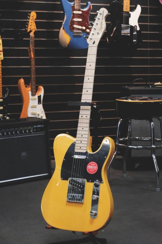 Guitare-electrique-photo-Laurent-Jarry
