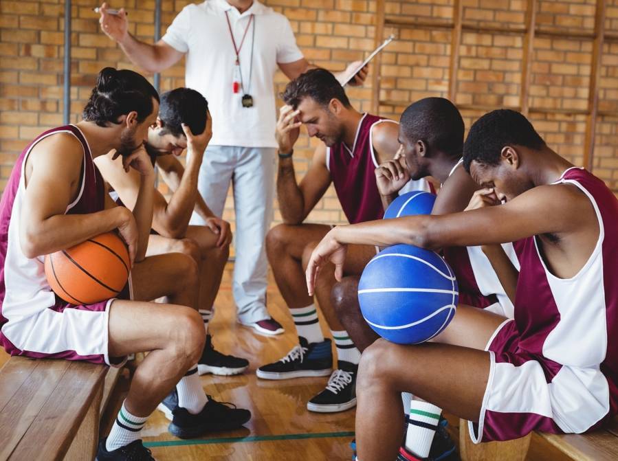 equipe-basketball-triste-2048x1528.jpg